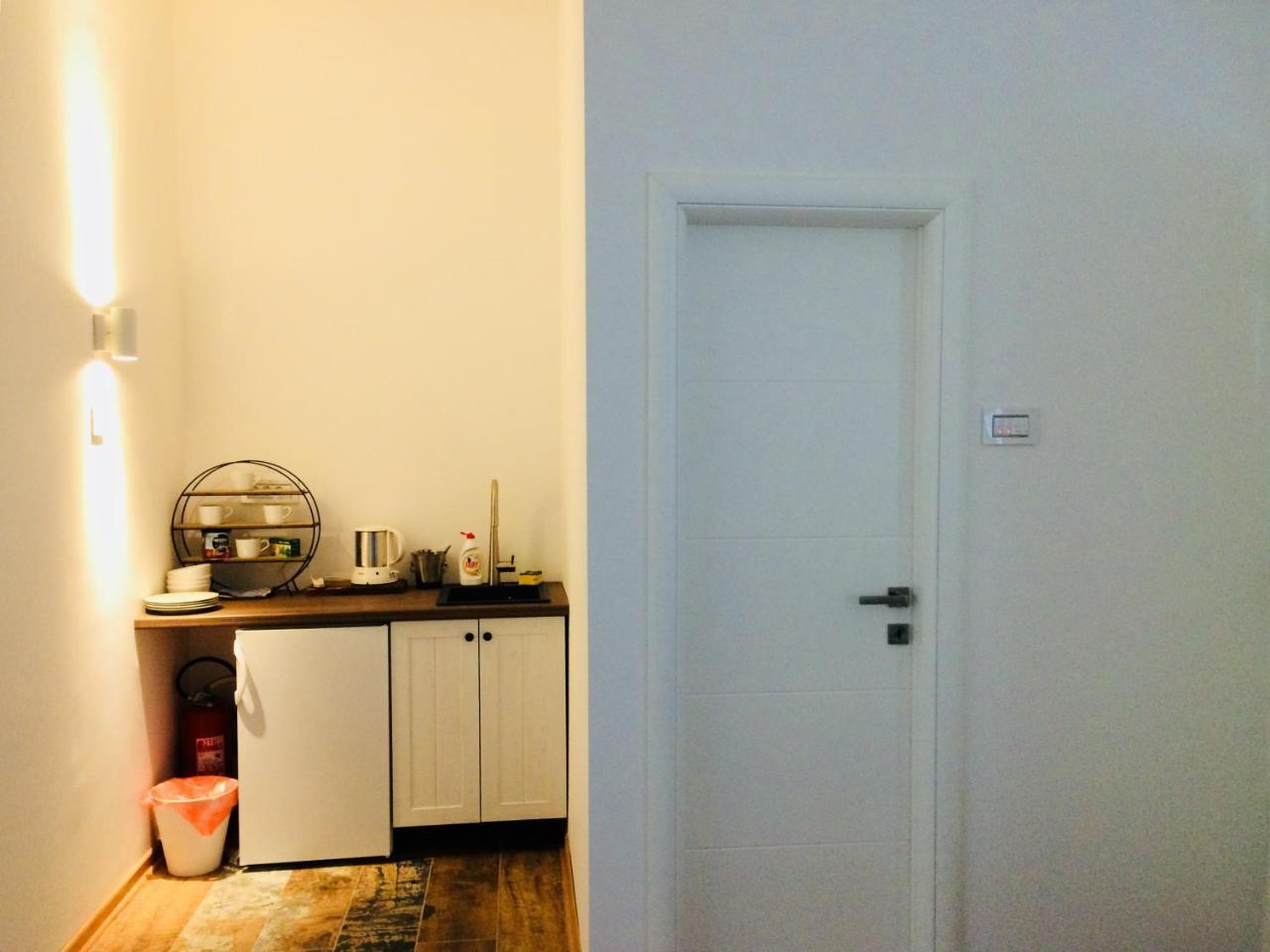 Cricket Park Hostel بلغراد المظهر الخارجي الصورة