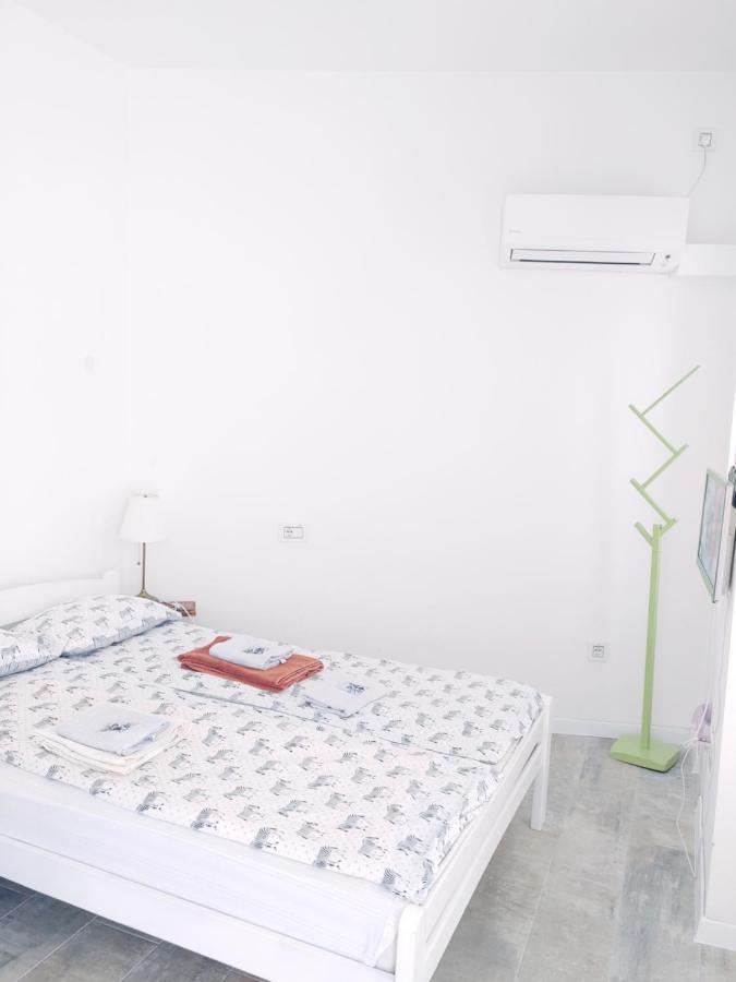 Cricket Park Hostel بلغراد المظهر الخارجي الصورة